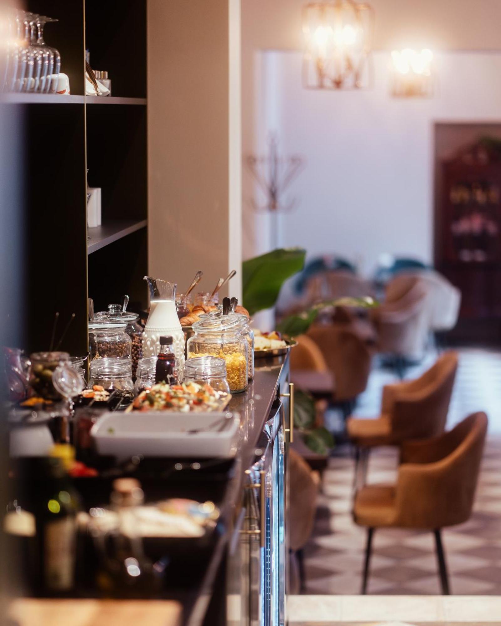 Hotel Pietryna Lodz  Luaran gambar