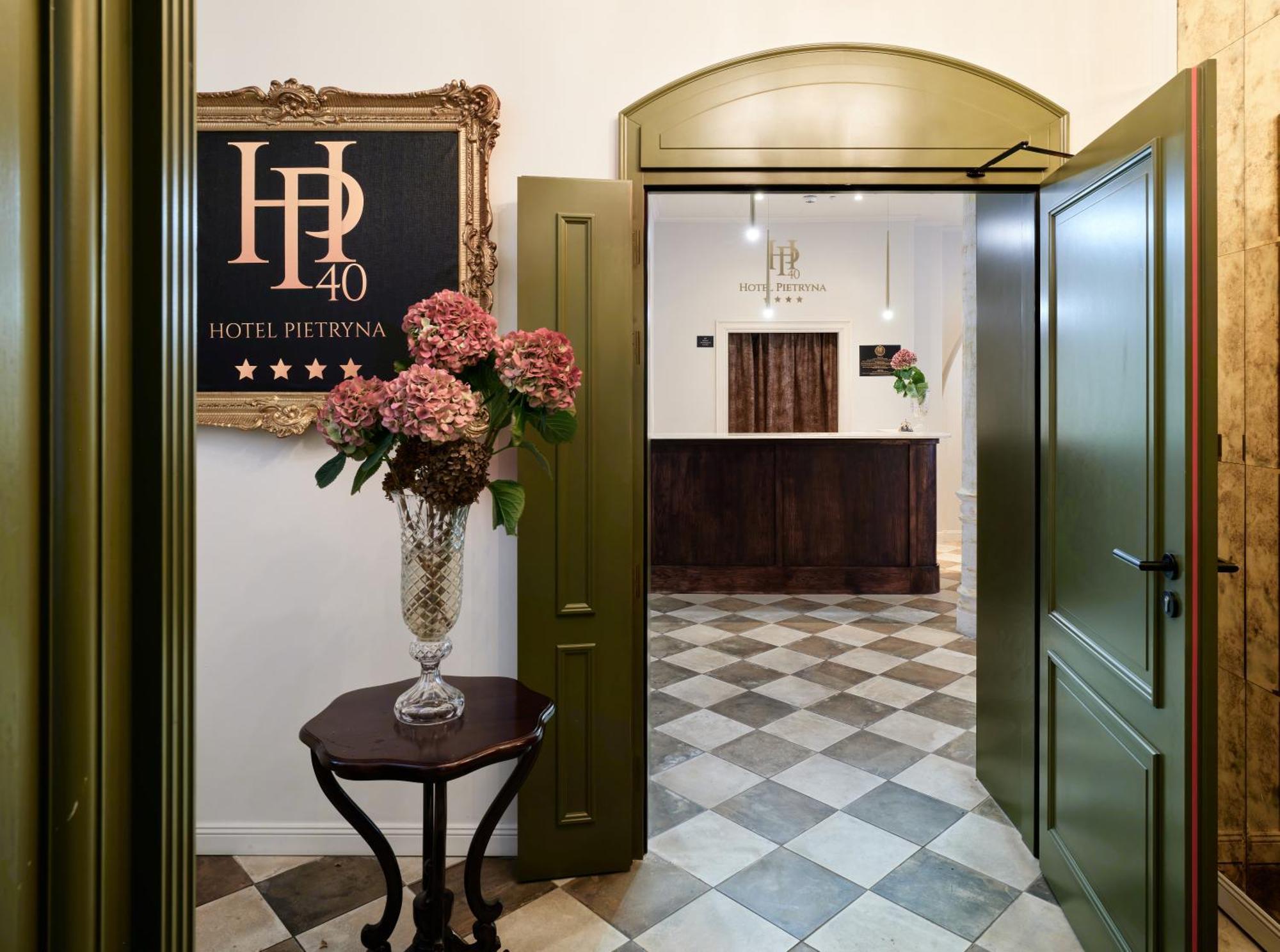 Hotel Pietryna Lodz  Luaran gambar